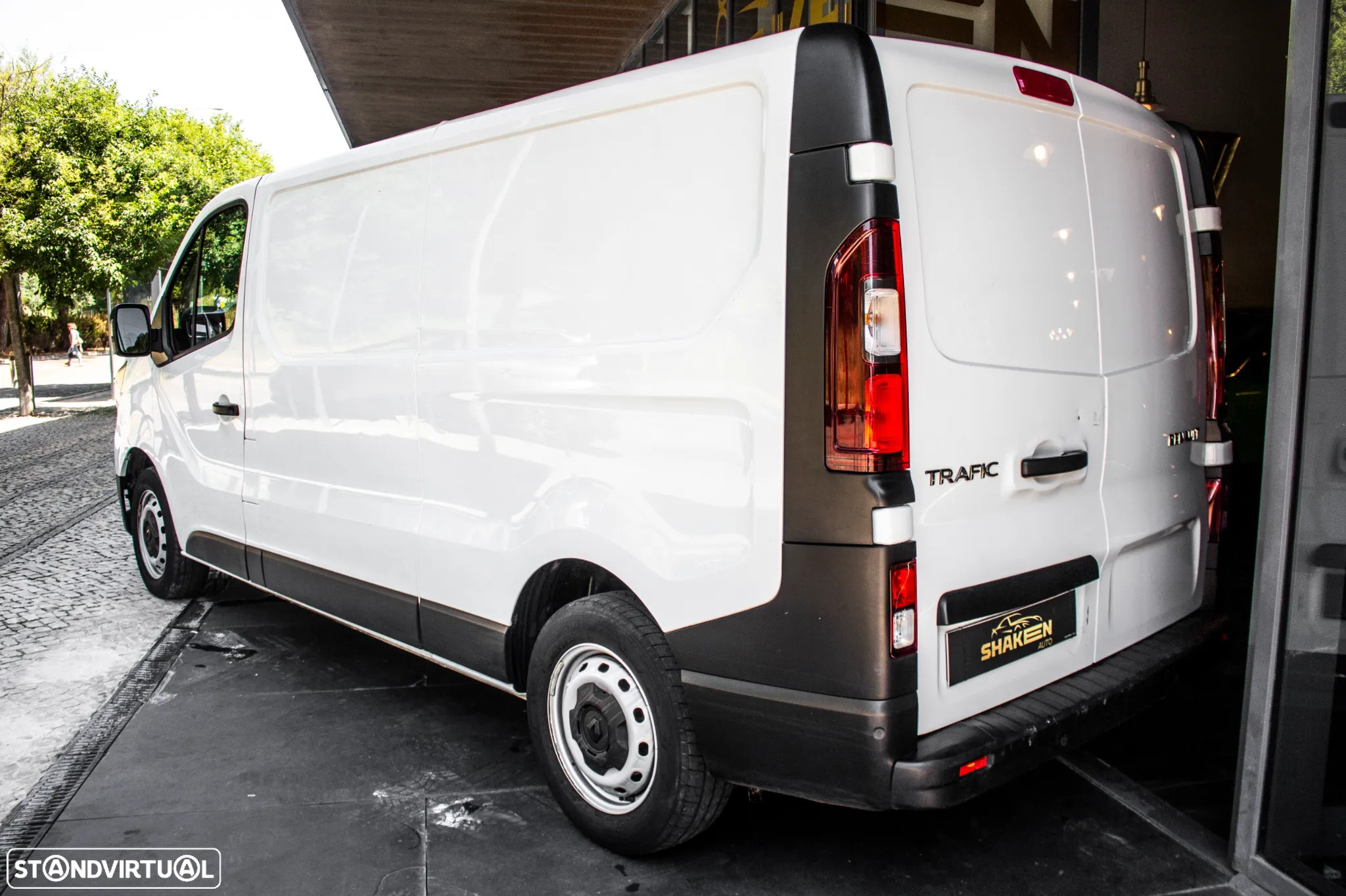 Renault Trafic 2.0 DCI 130 Cv L2 Grand Confort - 3