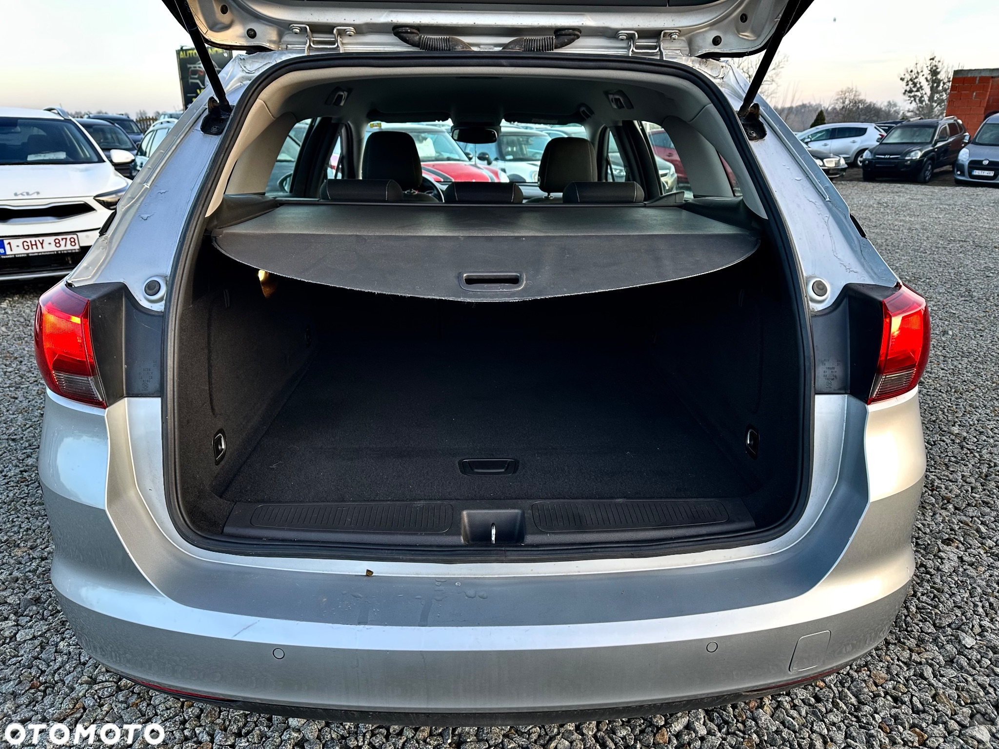Opel Astra 1.6 D (CDTI) Start/Stop Sports Tourer Edition - 19