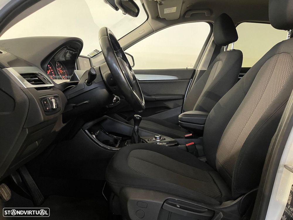 BMW X1 18 d sDrive Advantage - 17