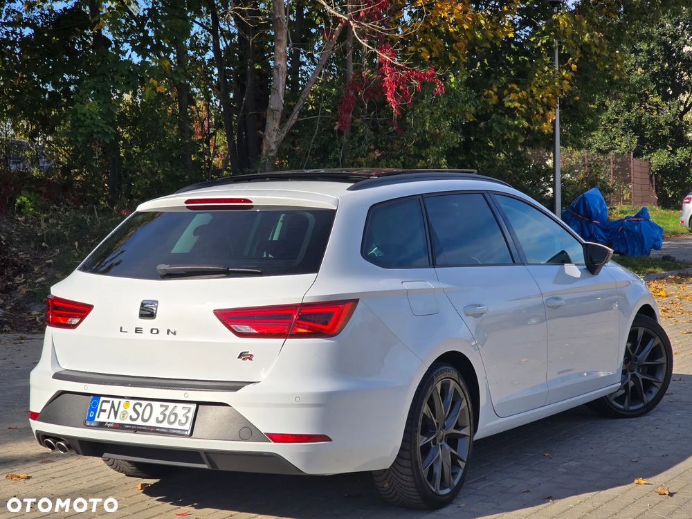 Seat Leon 2.0 TDI DSG FR Black Edition - 12
