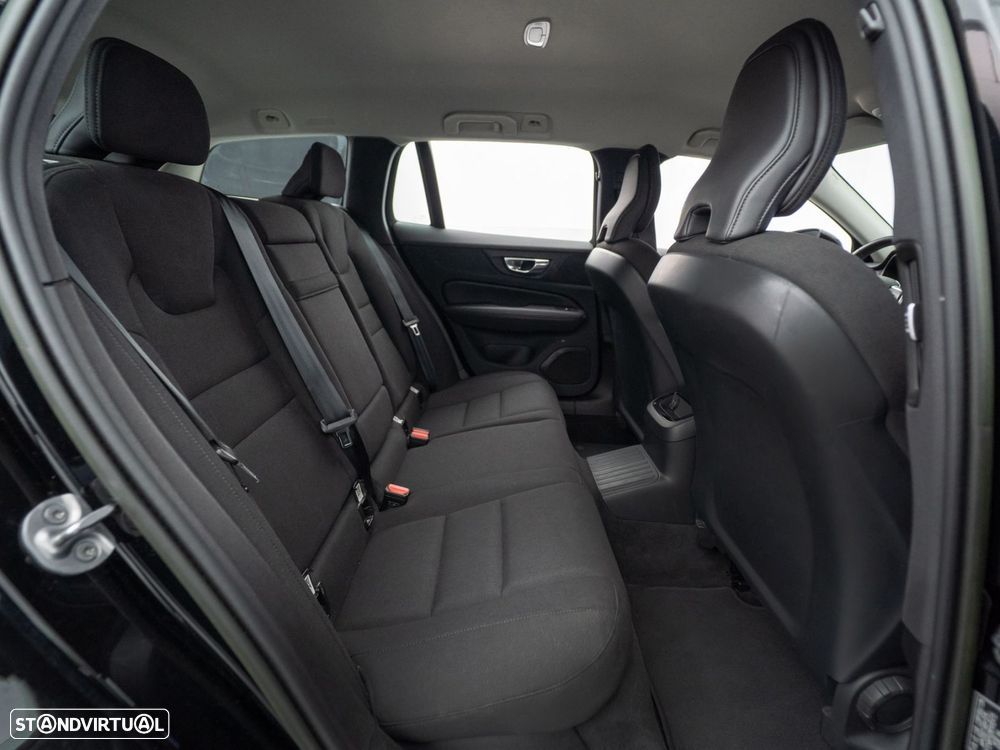 Volvo V60 2.0 T6 AWD TE Inscription Expression - 43