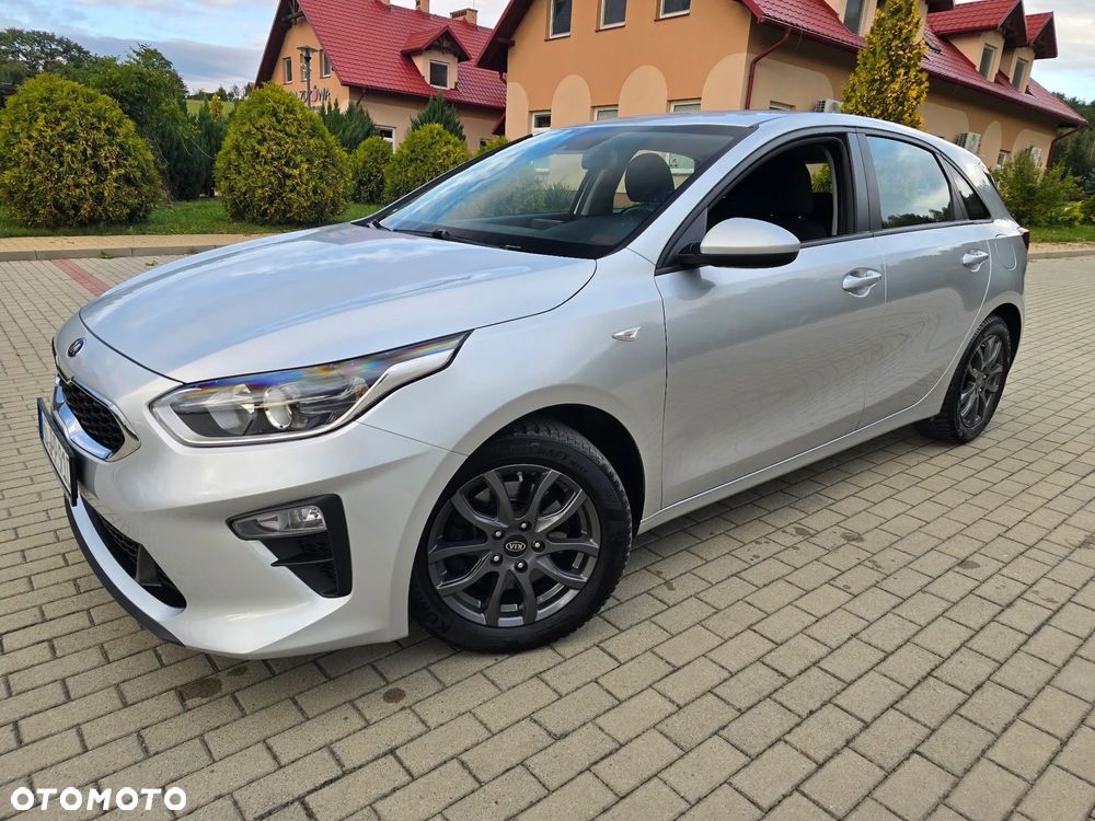 Kia Ceed 1.4 CVVT Fifa World Cup Edition - 2