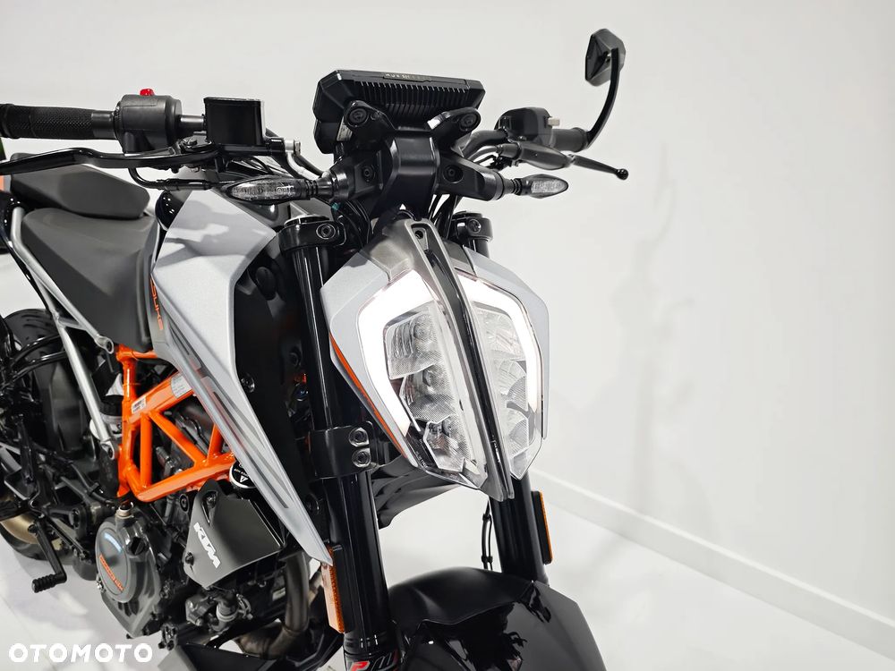 KTM Duke - 11