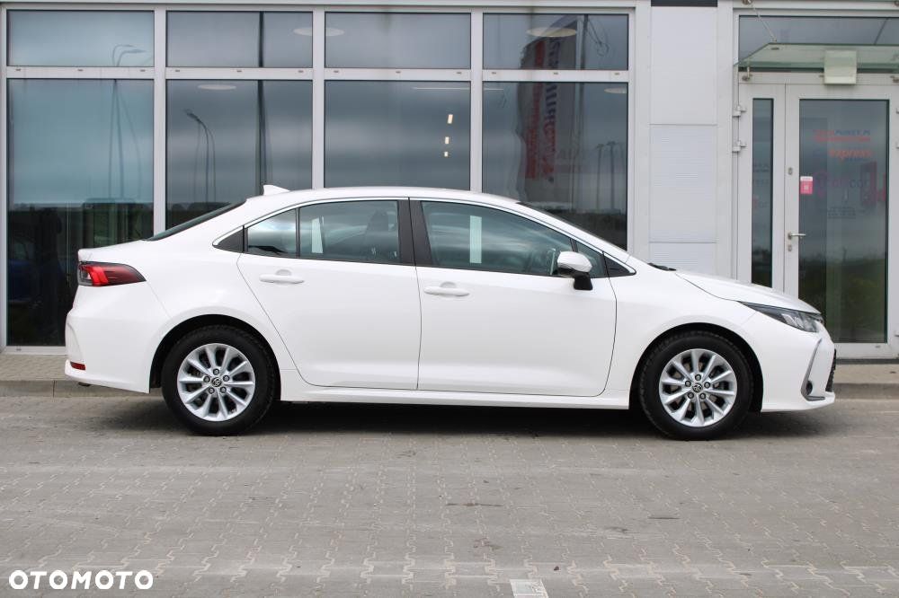 Toyota Corolla - 5