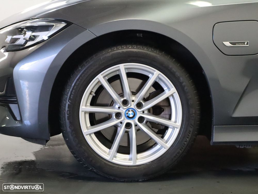 BMW 320 e Corporate Edition Auto - 6