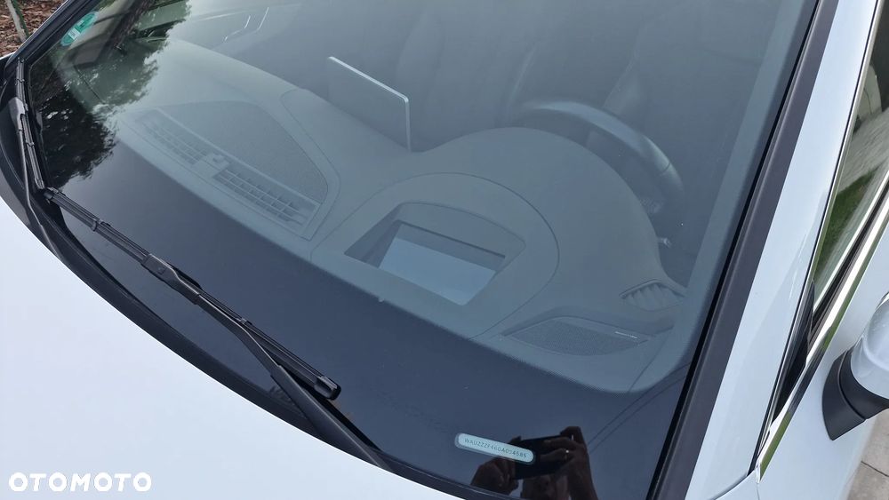 Audi A4 Avant 2.0 TDI DPF clean diesel quattro S tronic S line Sportpaket - 19