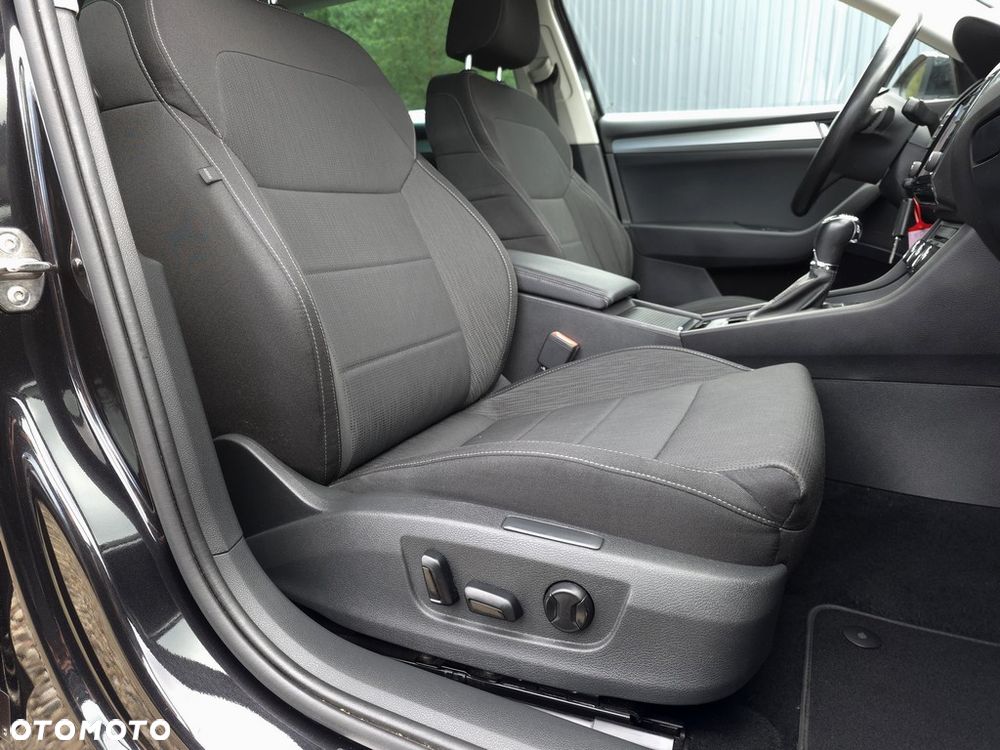 Skoda Superb 2.0 TDI Style DSG - 14