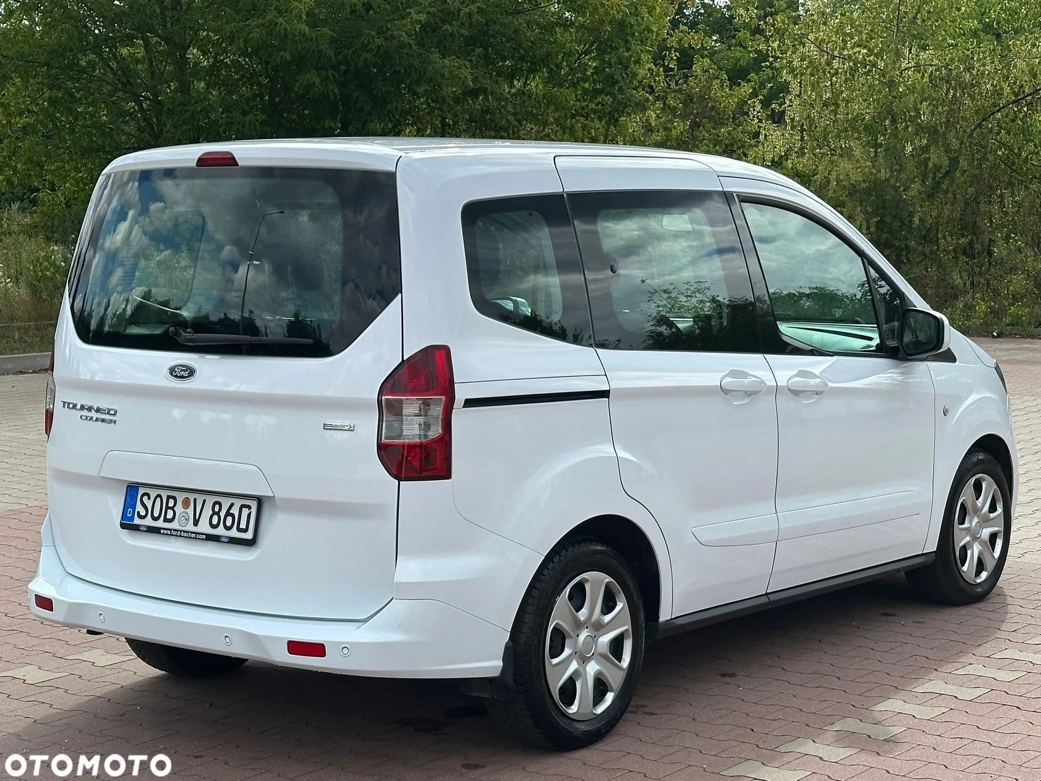Ford Tourneo Courier 1.0 EcoBoost Ambiente - 5