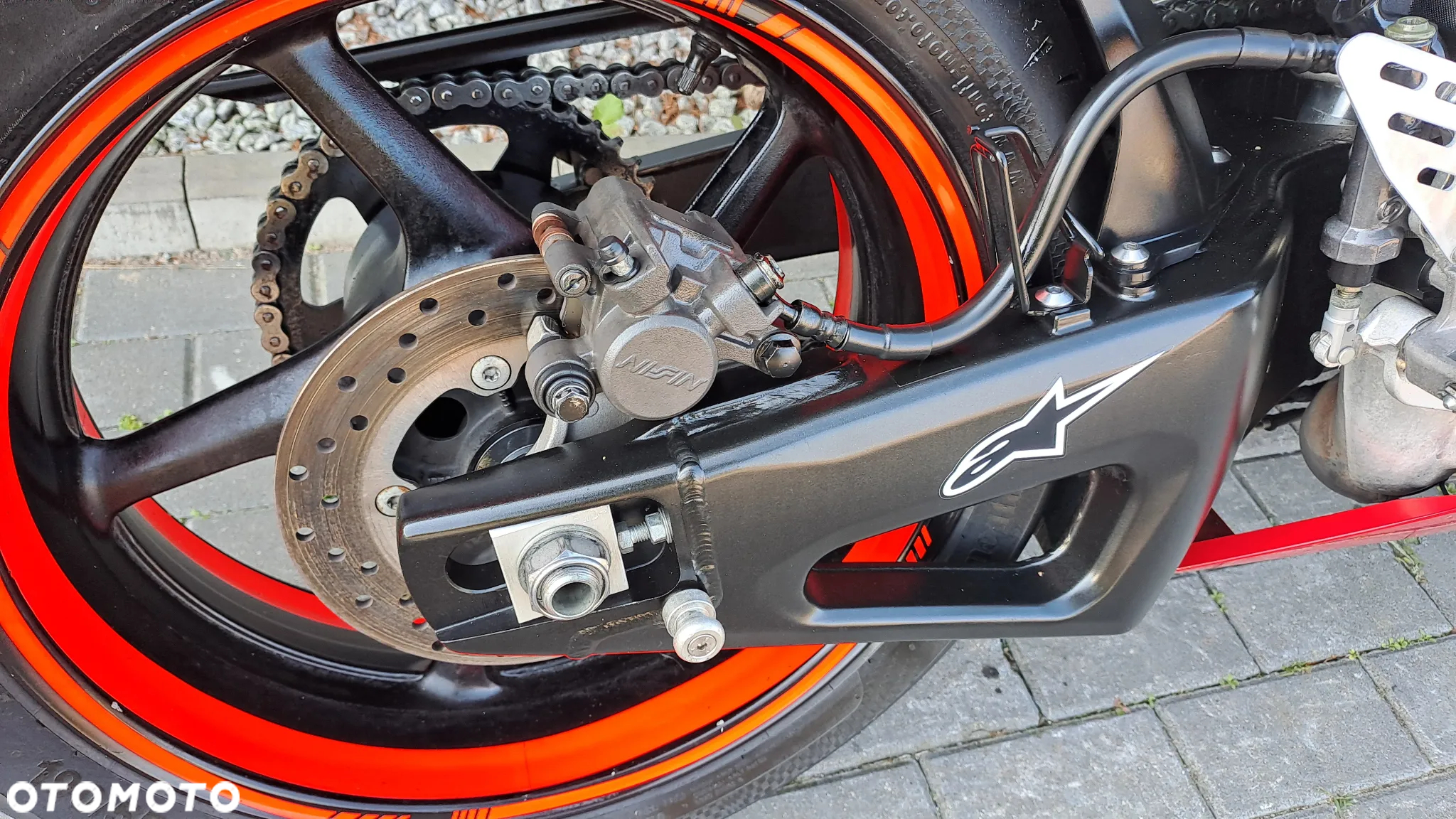 Yamaha R1 - 28