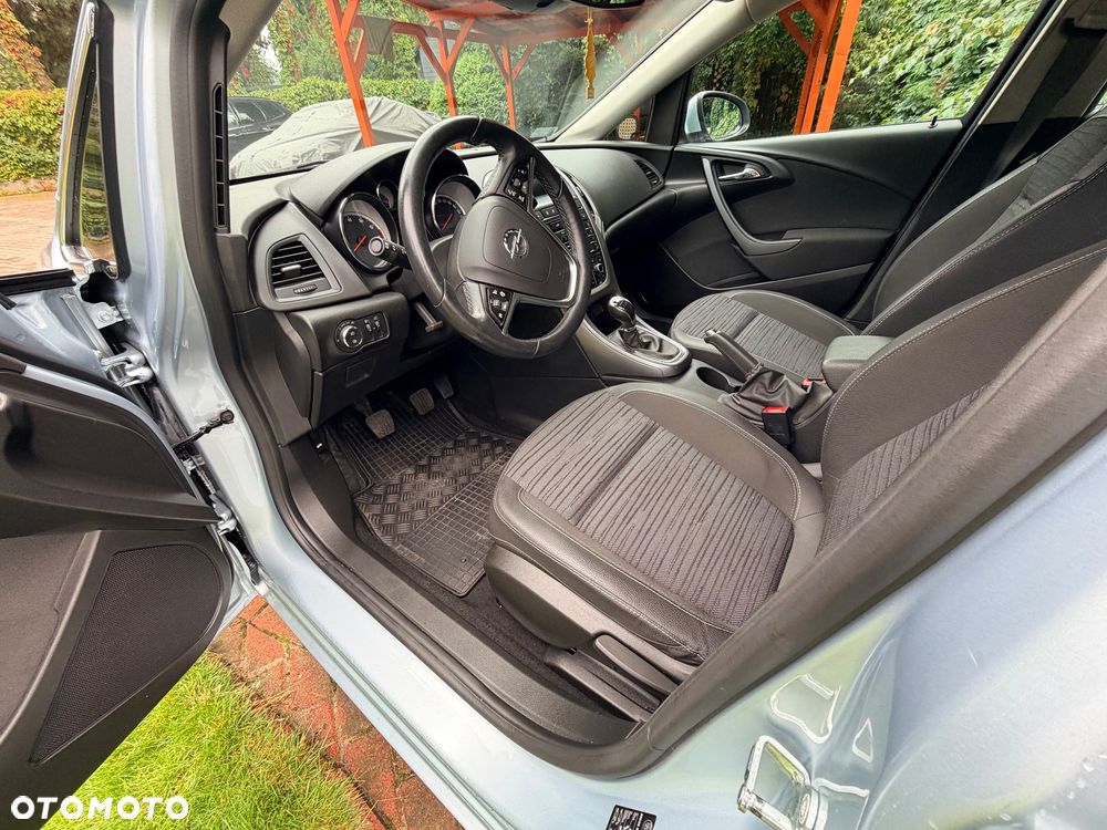 Opel Astra - 25