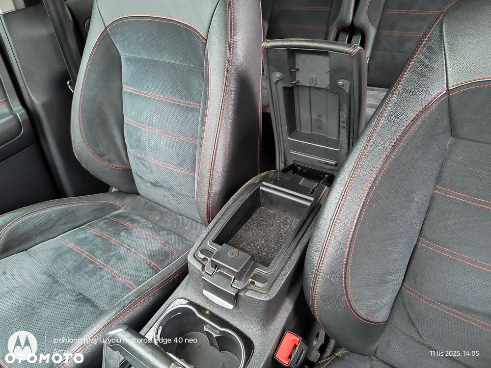 Ford S-Max 2.0 TDCi DPF Titanium - 22