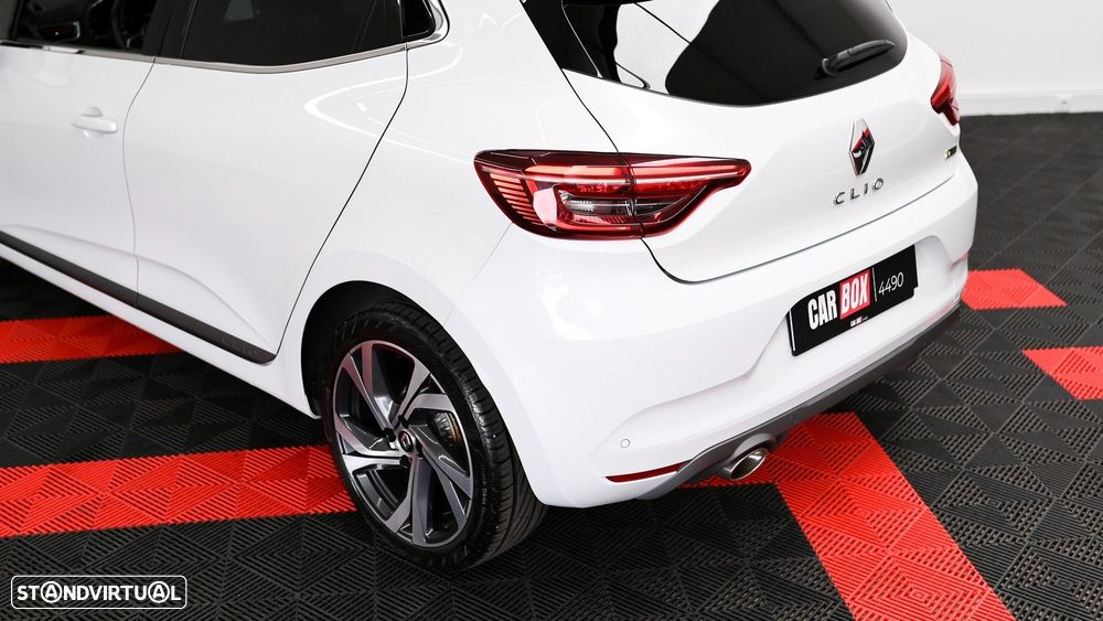Renault Clio - 21