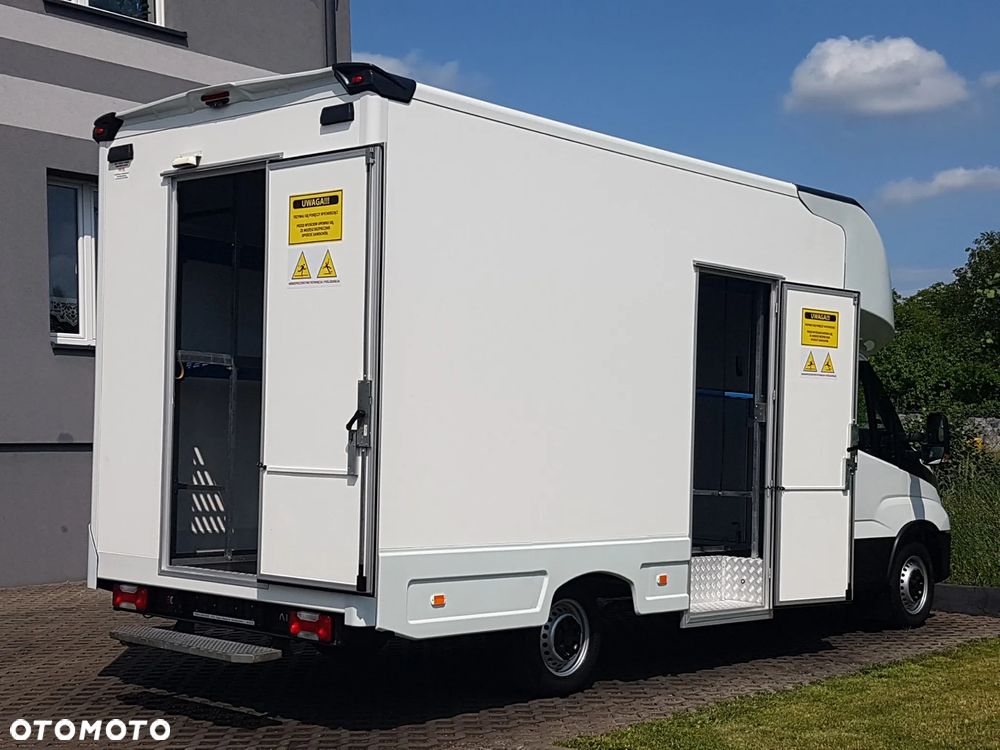 Iveco DAILY KONTENER NISKOPODŁOGOWY 4,43x2,23x2,42 SKLEP FOODTRUCK BAR KLIMA KONIOWÓZ KAMPER - 34