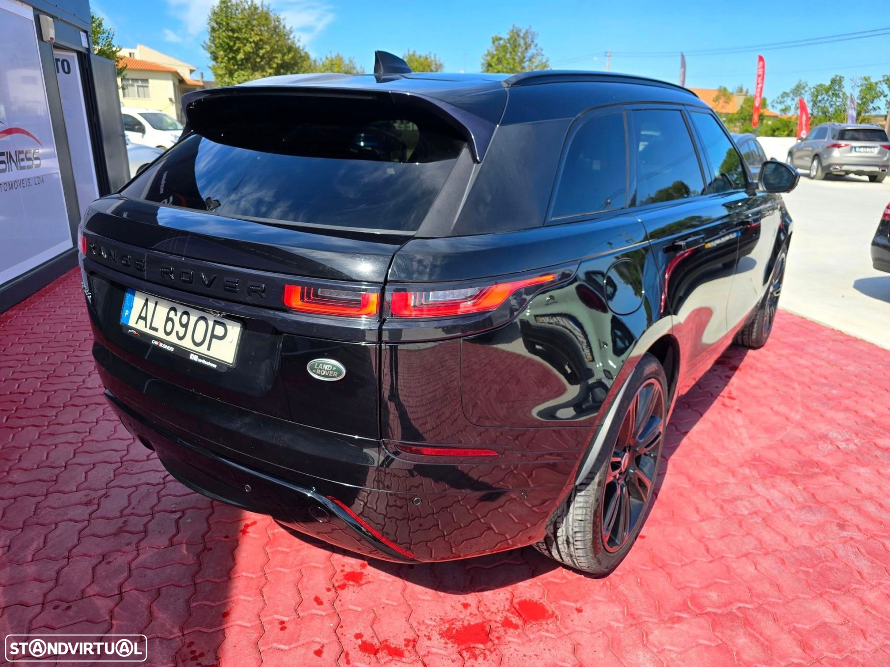 Land Rover Range Rover Velar 2.0 D R-Dynamic HSE - 7