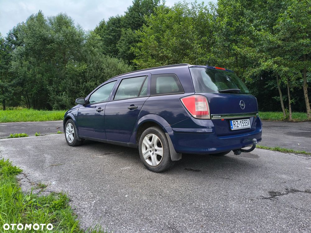 Opel Astra 1.7 CDTI - 17