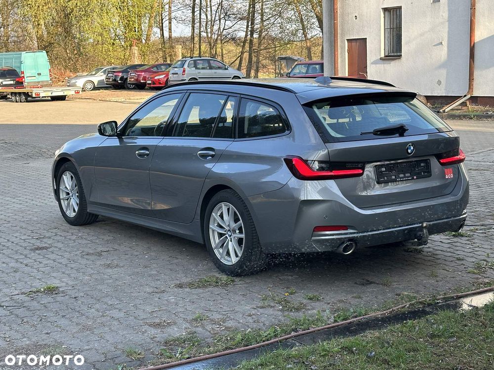 BMW Seria 3 318d MHEV - 5