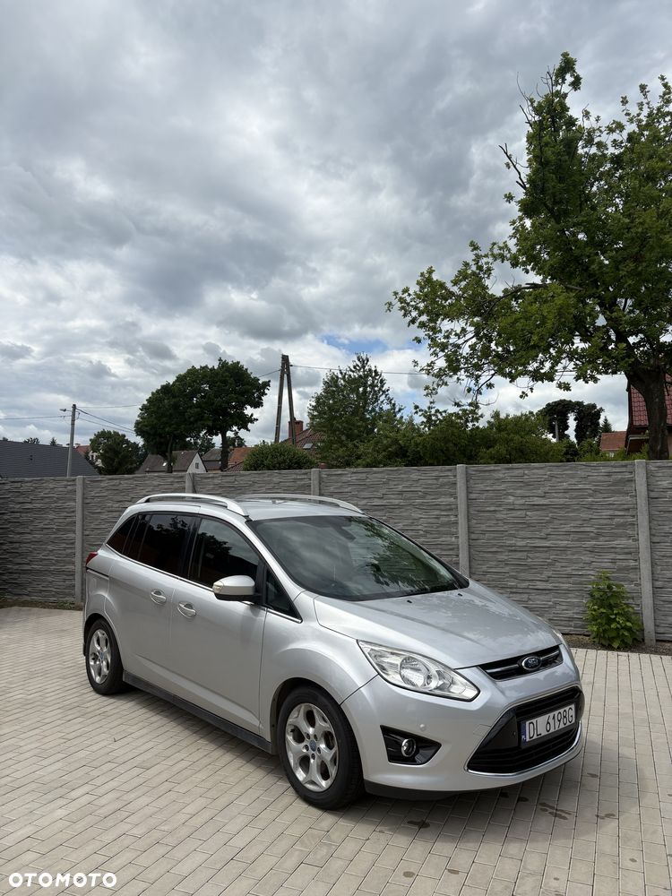 Ford Grand C-MAX - 1