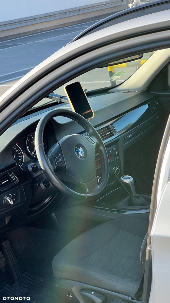 BMW Seria 3 320d - 13