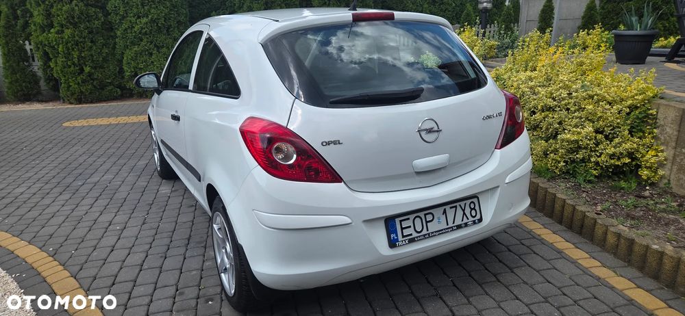 Opel Corsa 1.2 16V Enjoy - 19