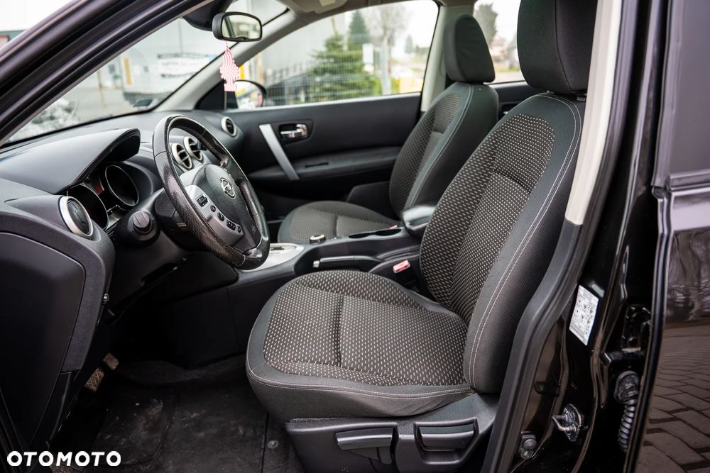 Nissan Qashqai 2.0 dCi 4 x 4 DPF tekna - 20