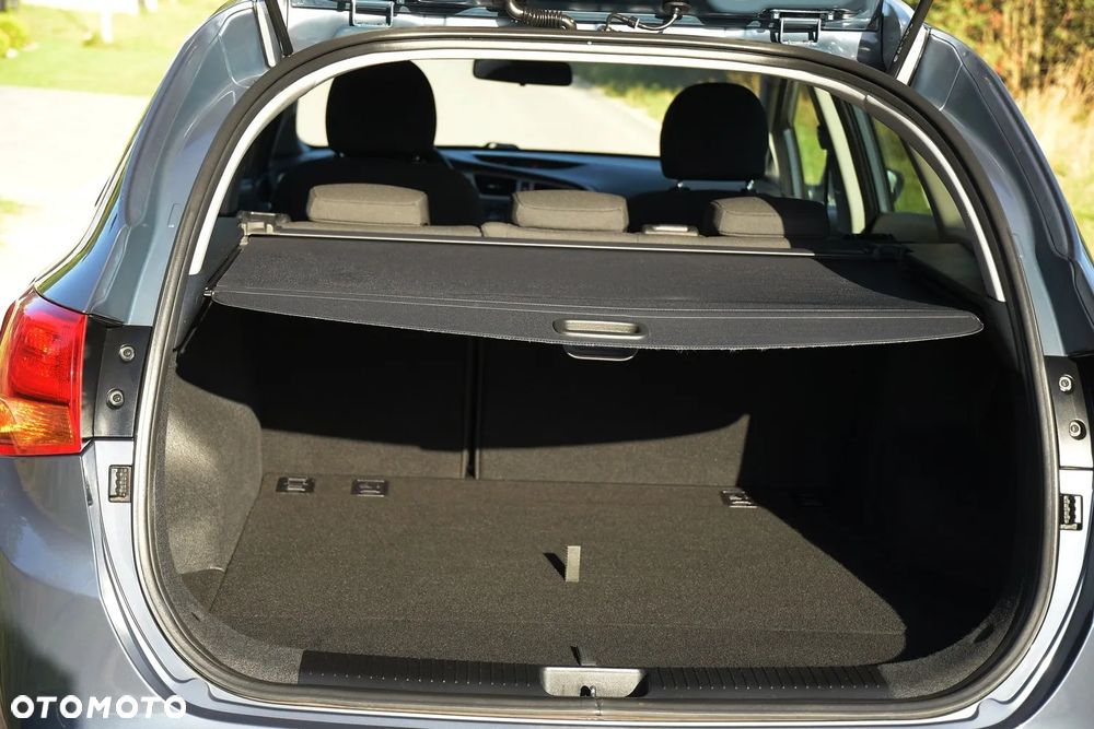 Kia Ceed - 22