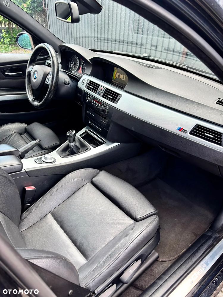 BMW Seria 3 320i - 22