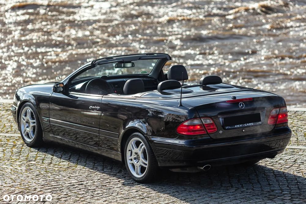 Mercedes-Benz CLK - 5