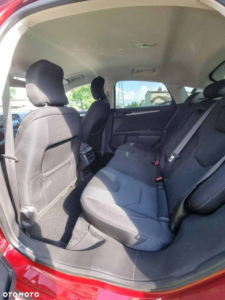 Ford Mondeo - 10
