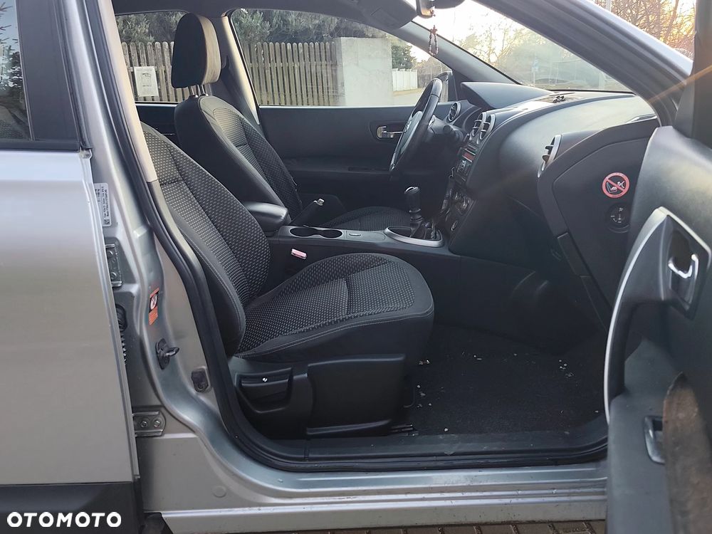 Nissan Qashqai - 10