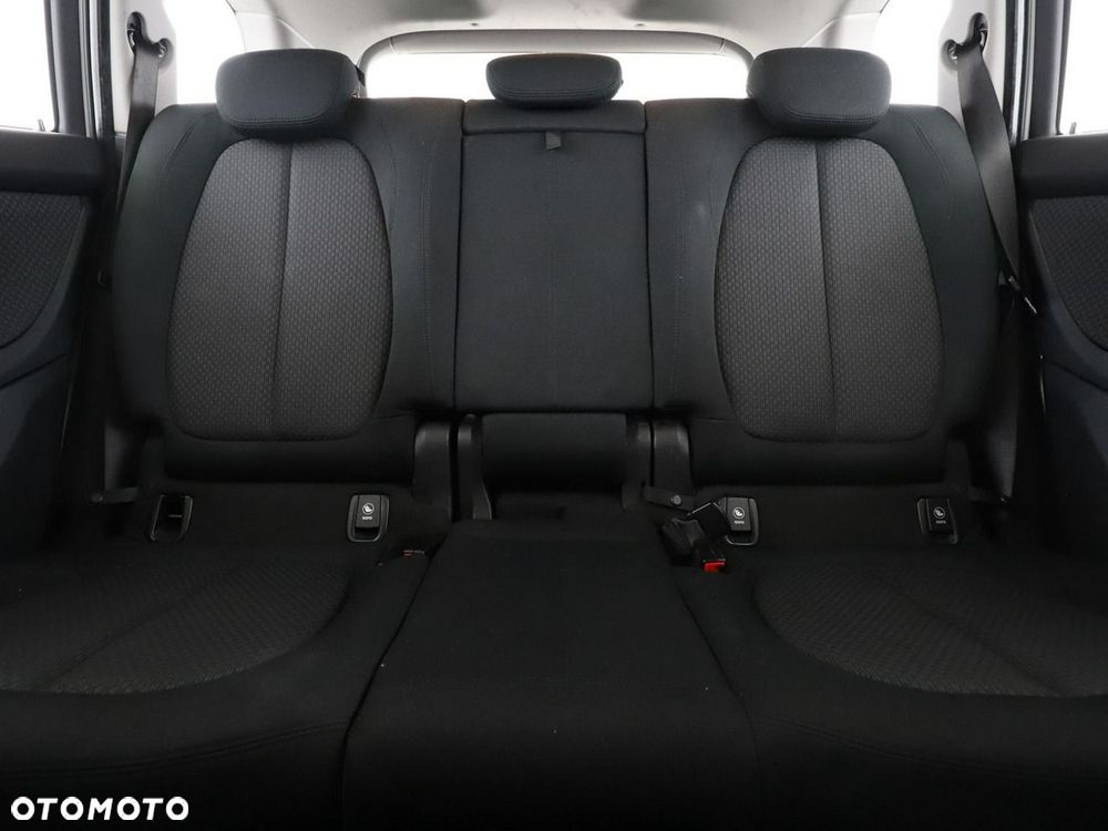 BMW Seria 2 218d xDrive - 19