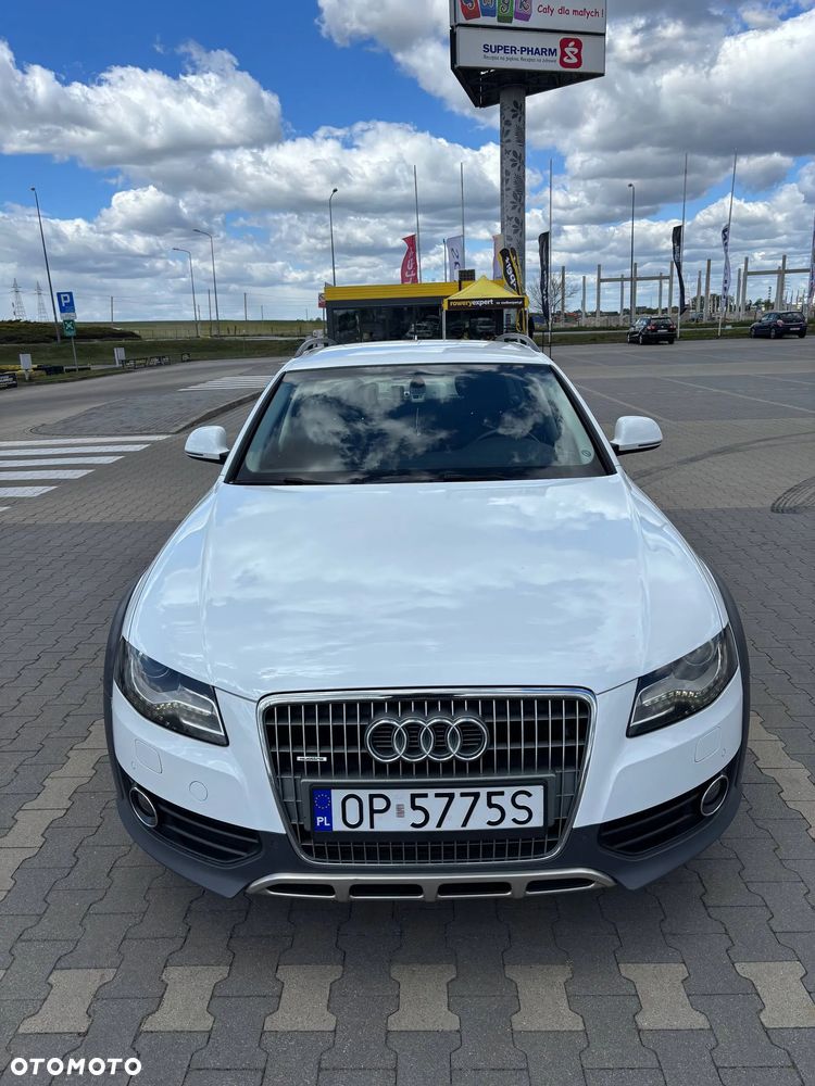 Audi A4 Allroad - 12