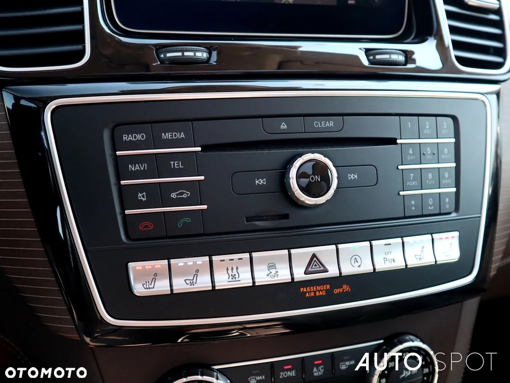 Mercedes-Benz GLS 350 d 4Matic 9G-TRONIC AMG Line - 31
