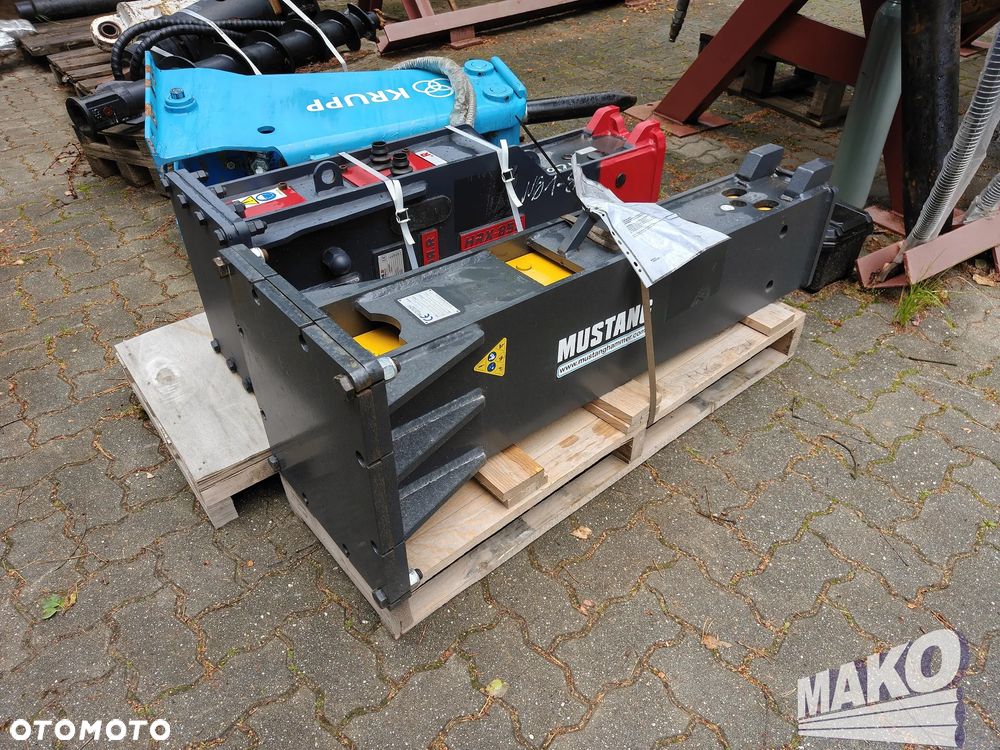 Nowy nieużywany! Młot hydrauliczny Mustang HM1002 550kg do koparki - 2