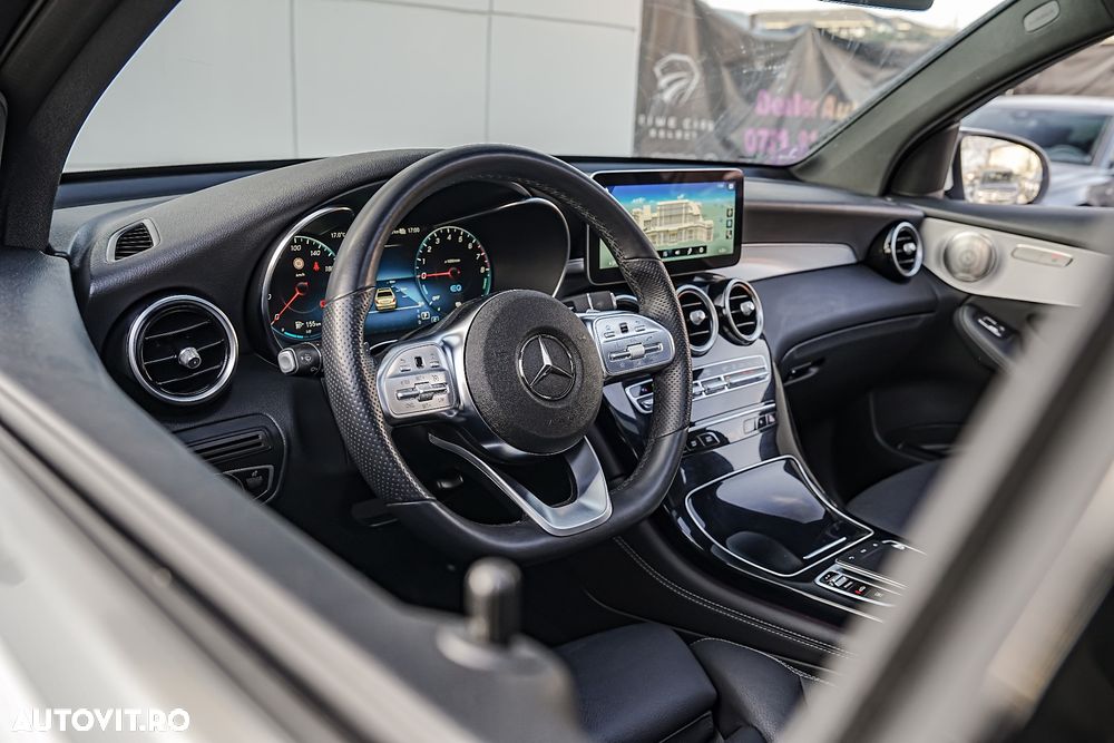 Mercedes-Benz GLC Coupe 300 e 4Matic 9G-TRONIC AMG Line - 5