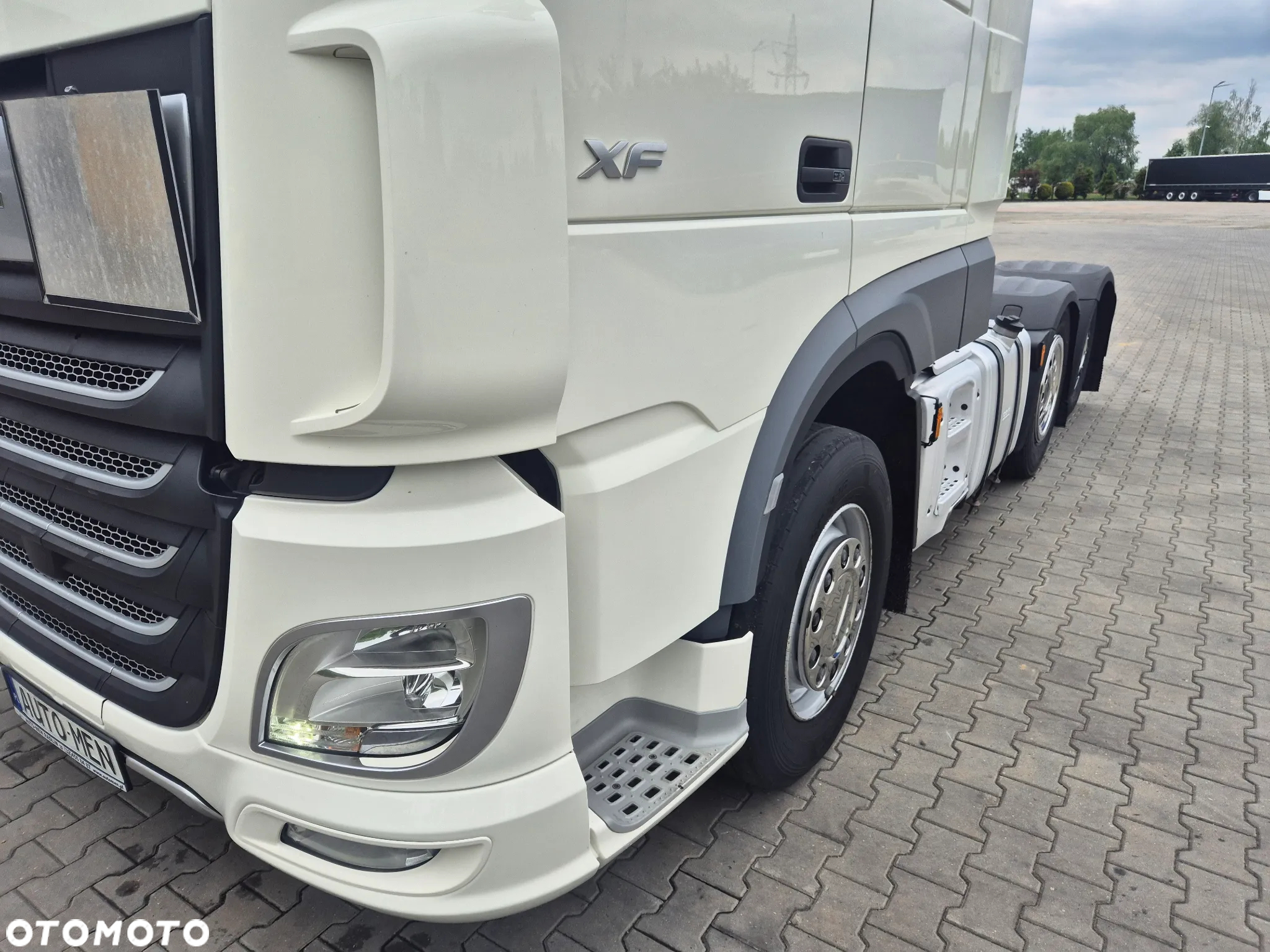 DAF XF 530 FTR  6x2 Super Space Cab - 2