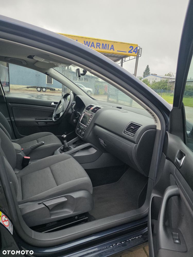 Volkswagen Golf - 9