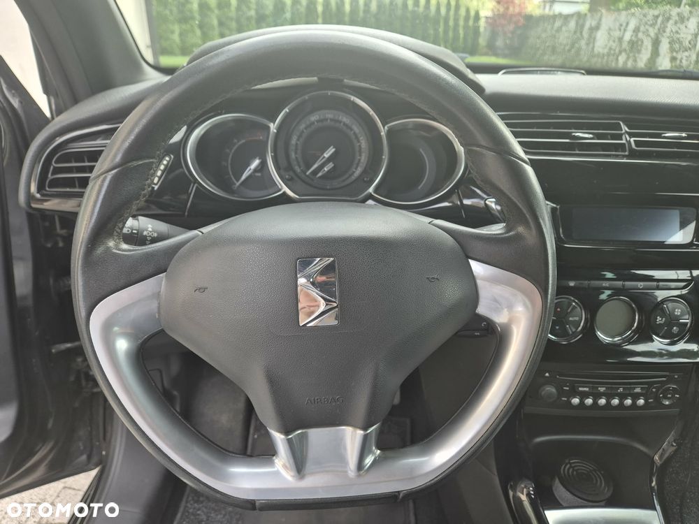 Citroën DS3 1.6 HDi SoChic - 4