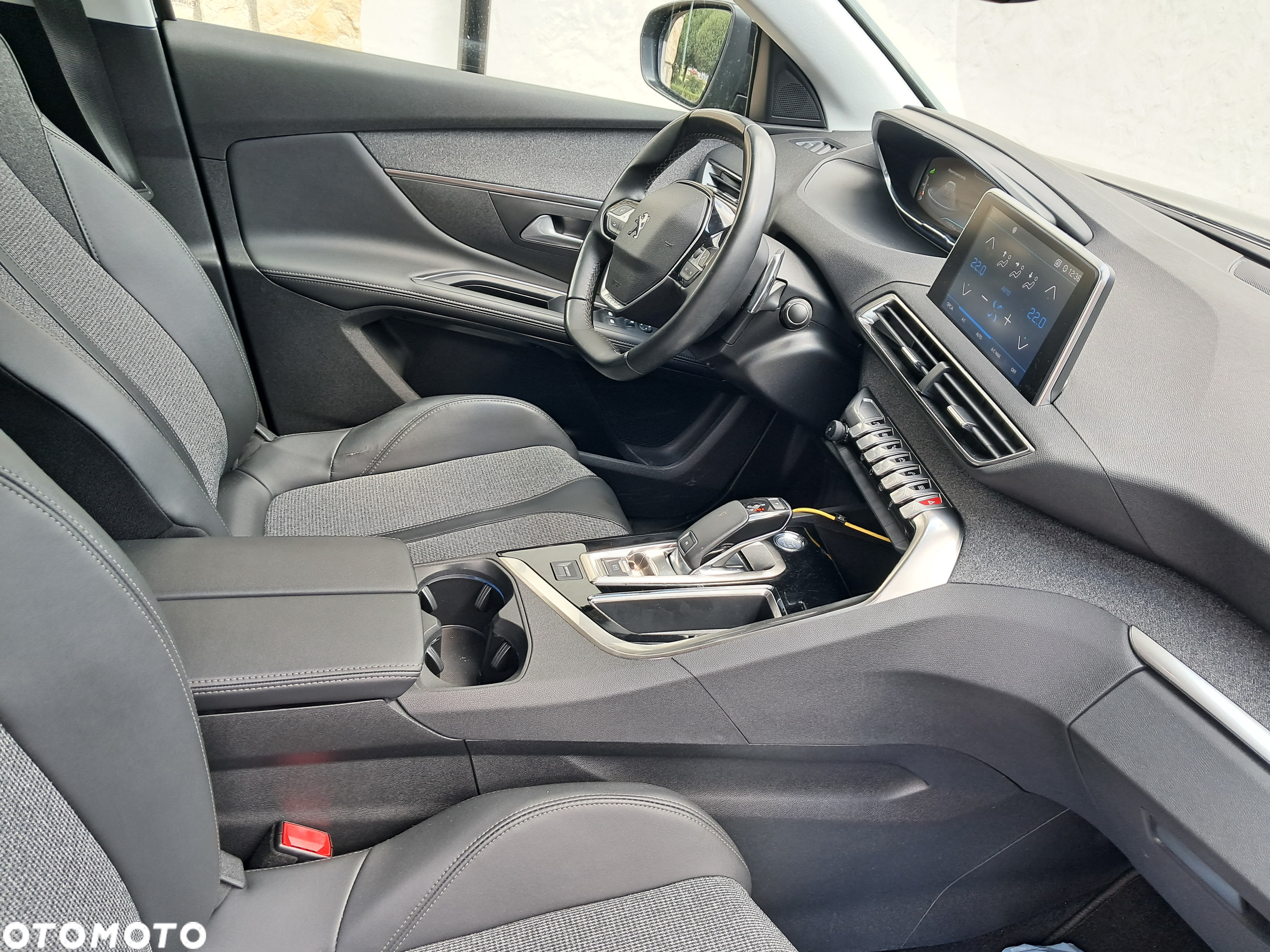 Peugeot 5008 1.5 BlueHDi Allure S&S EAT8 - 9