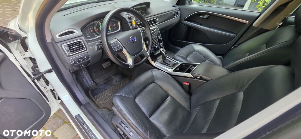 Volvo V70 D4 Geartronic Summum - 18