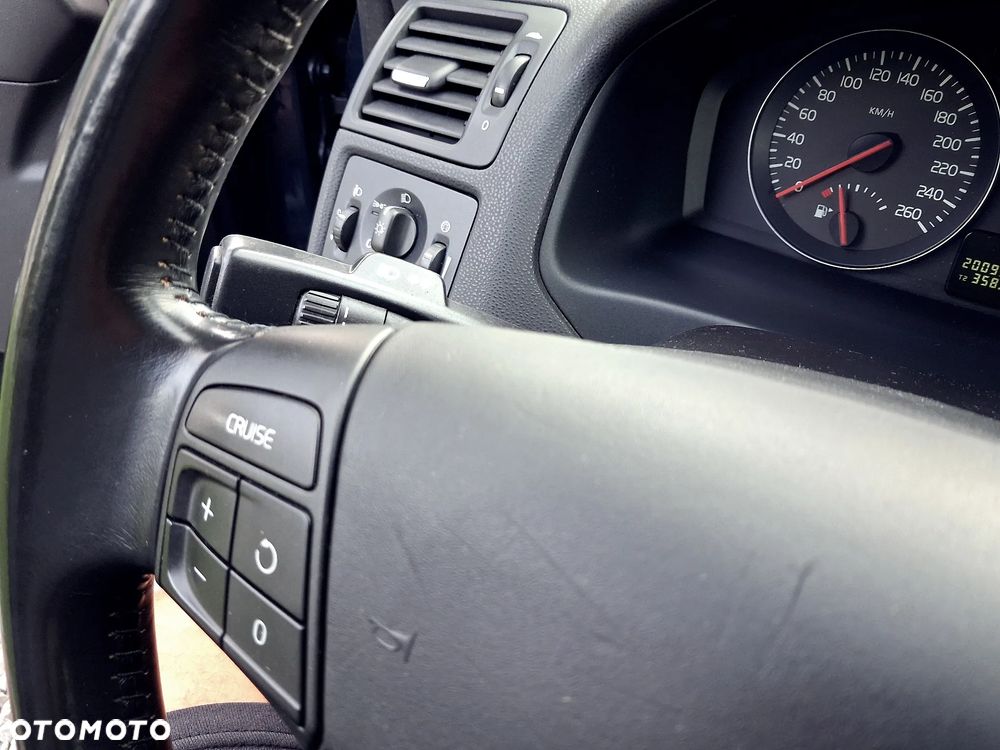 Volvo S40 1.8 Momentum - 29