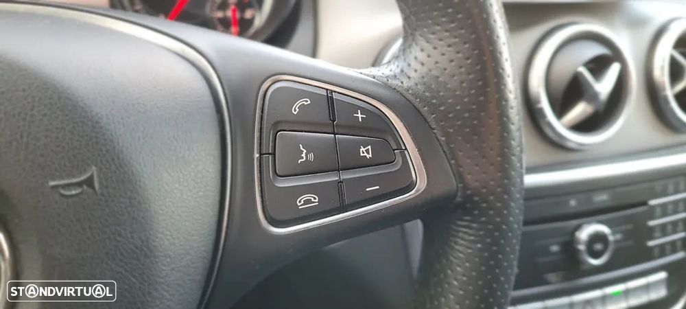 Mercedes-Benz CLA 180 Shooting Brake d Urban - 20