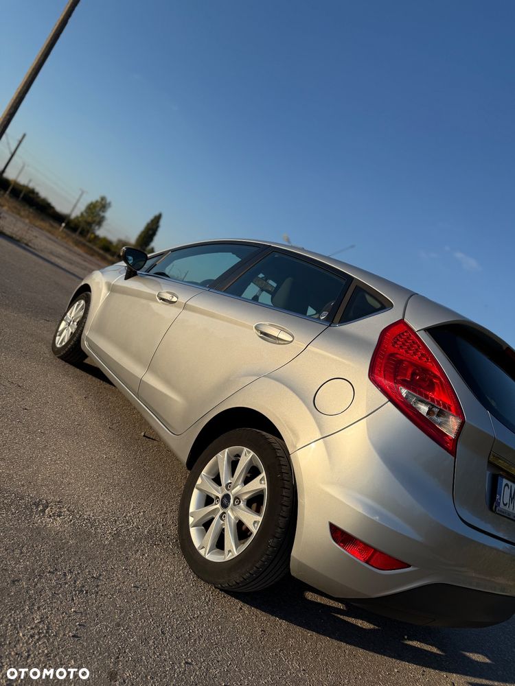 Ford Fiesta 1.25 Ghia - 3