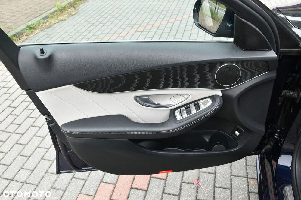 Mercedes-Benz Klasa C - 25