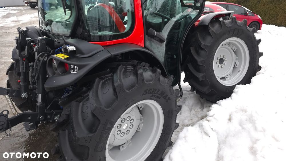 ANTONIO CARRARO TR 8900 TR 8900 silnik KUBOTA Obrotowy Fotel ! Skrzynia bezstopniowa TONY - 7