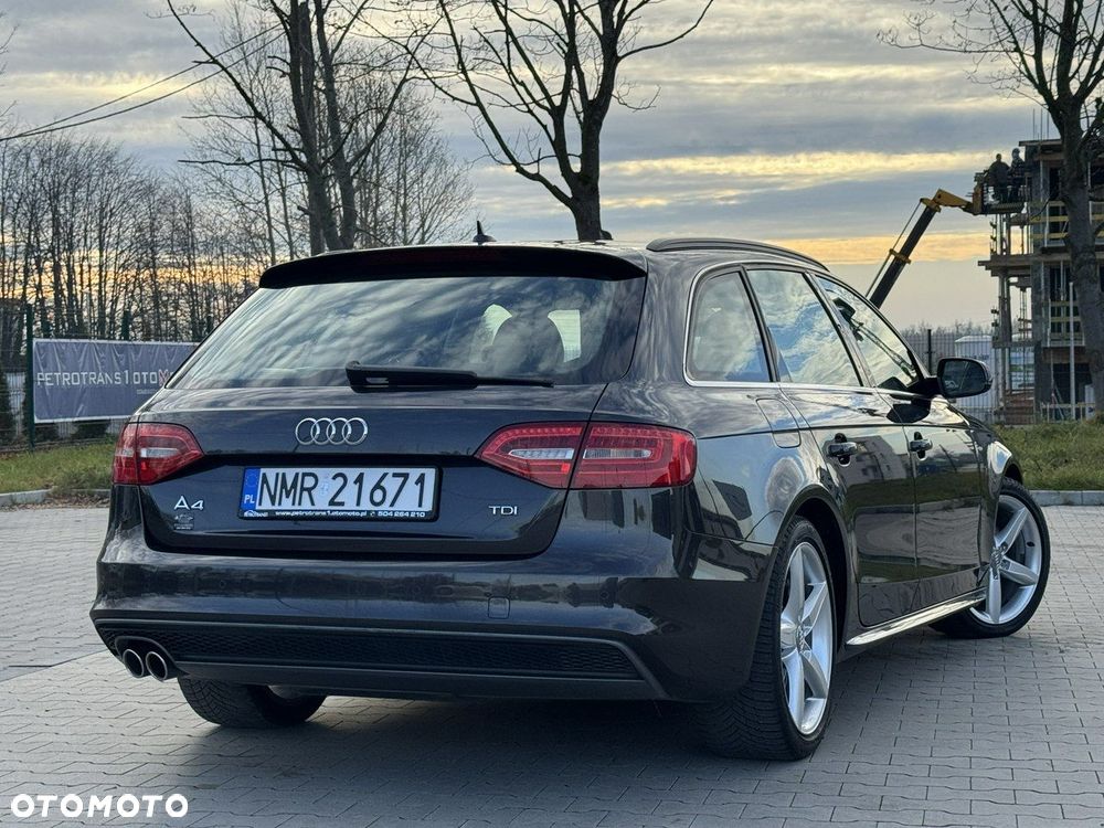 Audi A4 Avant - 11