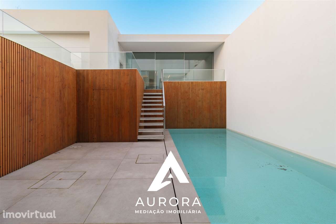 MORADIA T4+1 DE LUXO, PRAIA MADALENA, PORTO, COM PISCINA - Grande imagem: 2/60