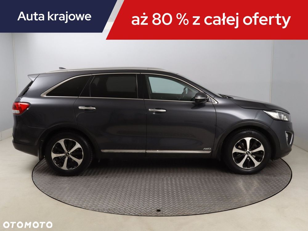 Kia Sorento - 8