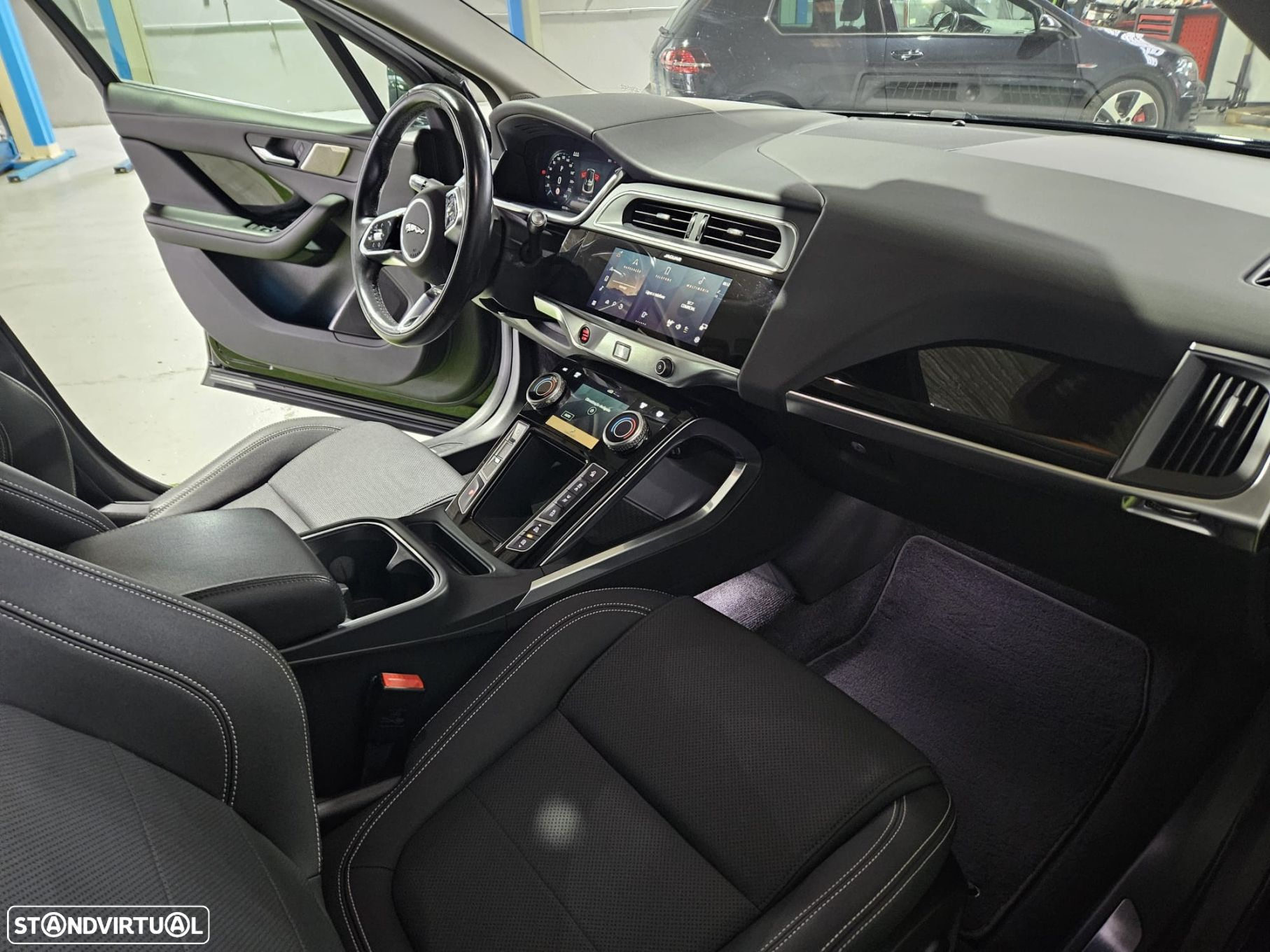Jaguar I-Pace - 10