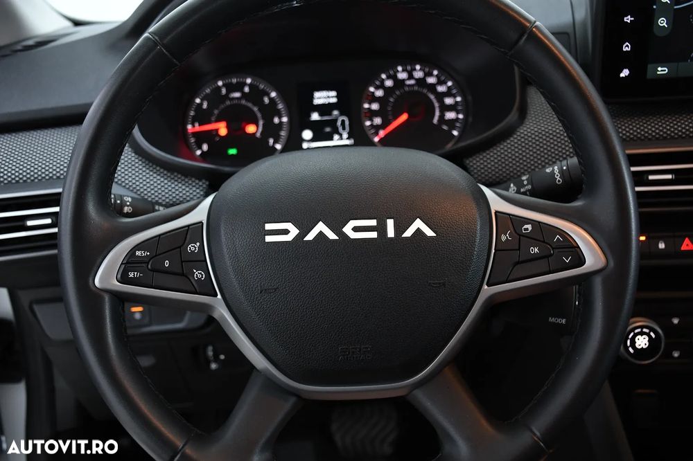 Dacia Logan TCe 90 CVT Journey - 12