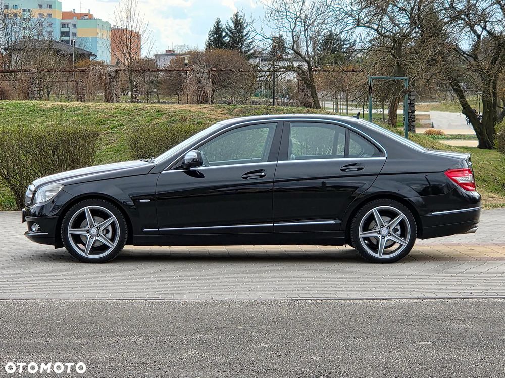 Mercedes-Benz Klasa C 220 CDI DPF Automatik Avantgarde - 4